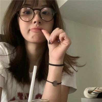 花花公子之千面女陪游